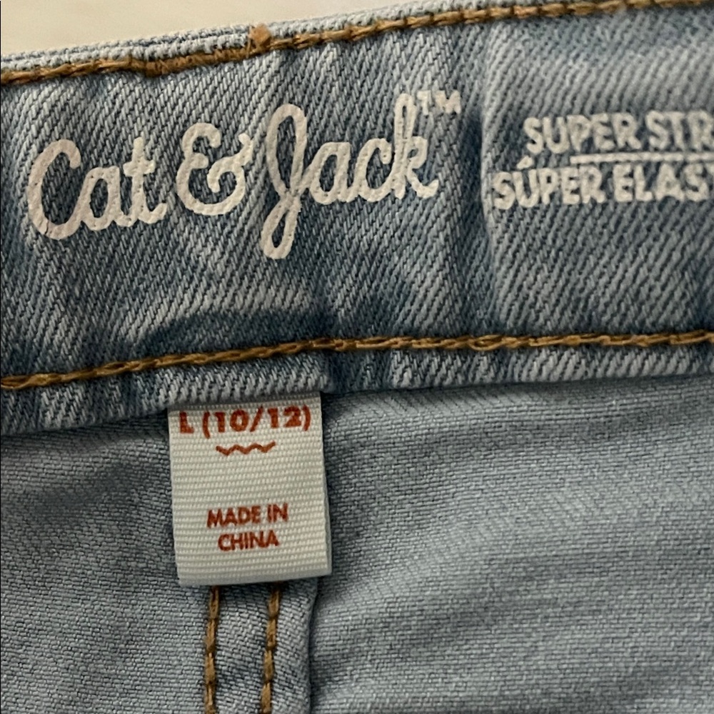Cat & Jack Light Blue Jean Shorts with Butterfly Accents SZ 10/12 - Picture 2 of 4